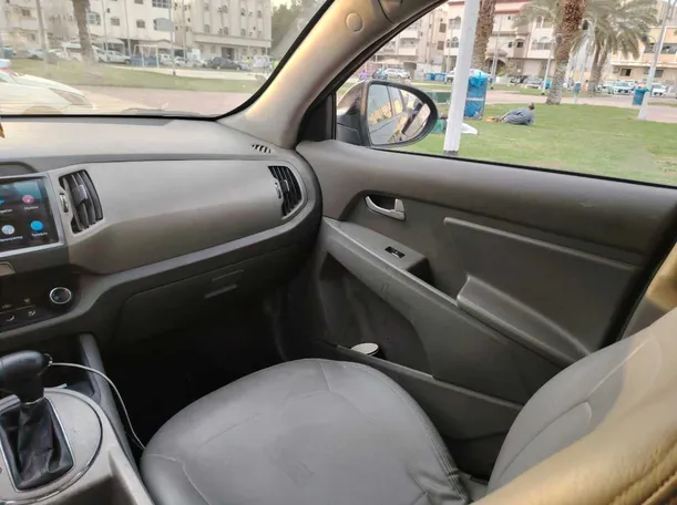 Car image 39