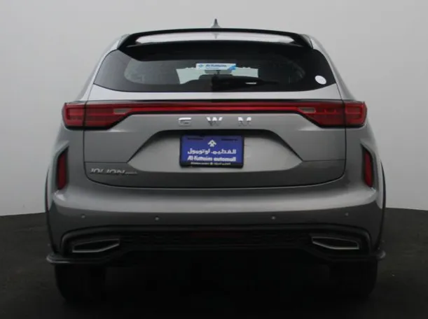 Car image 12