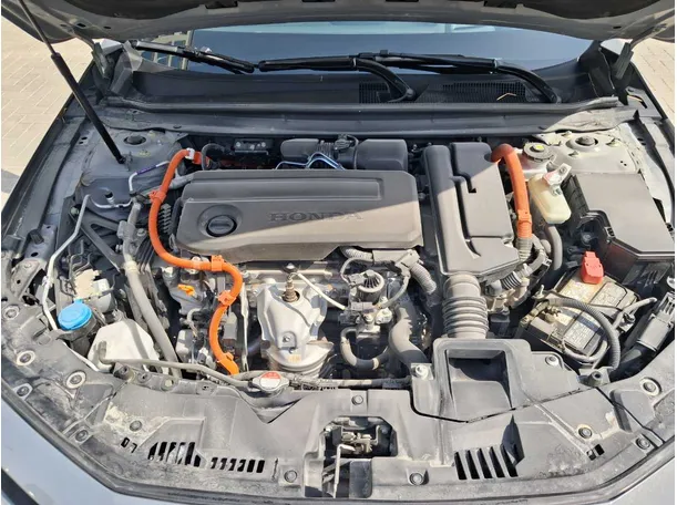 Car image 21