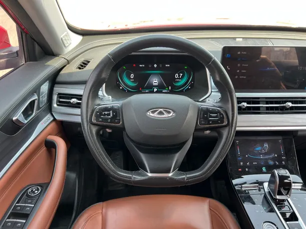 Car image 19