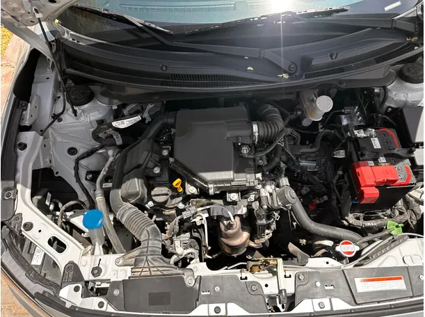 Car image 26