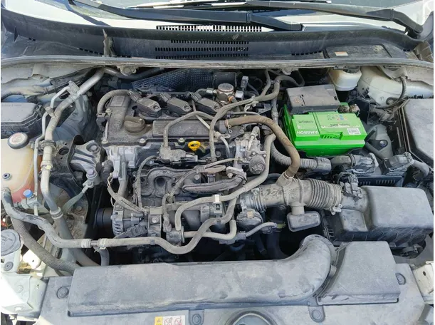 Car image 34