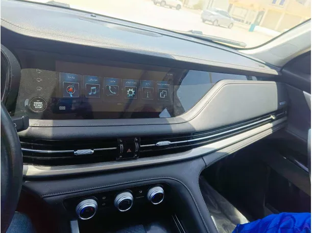 Car image 24