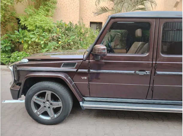Car image 10