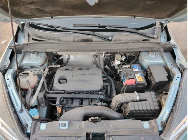 Car image 32