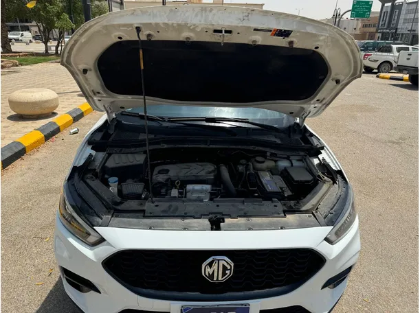 Car image 20
