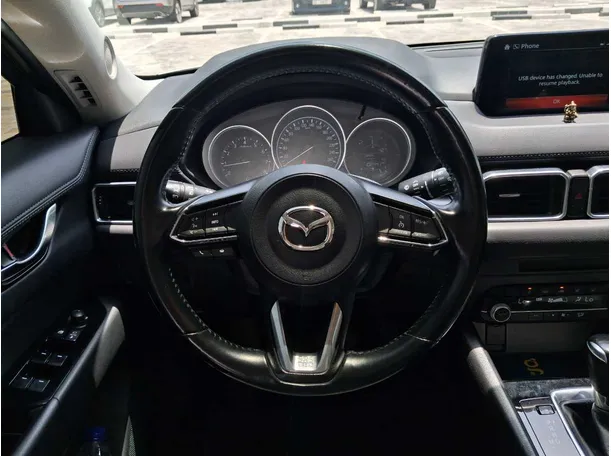 Car image 17