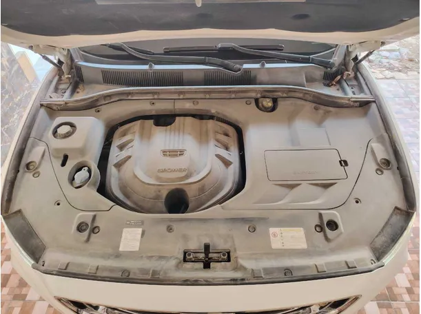 Car image 36