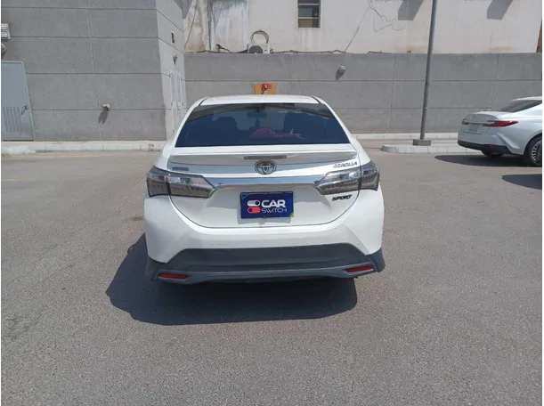 Car image 6