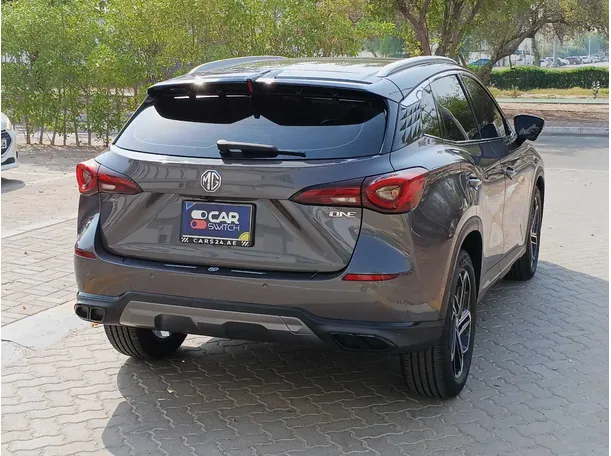 Car image 7
