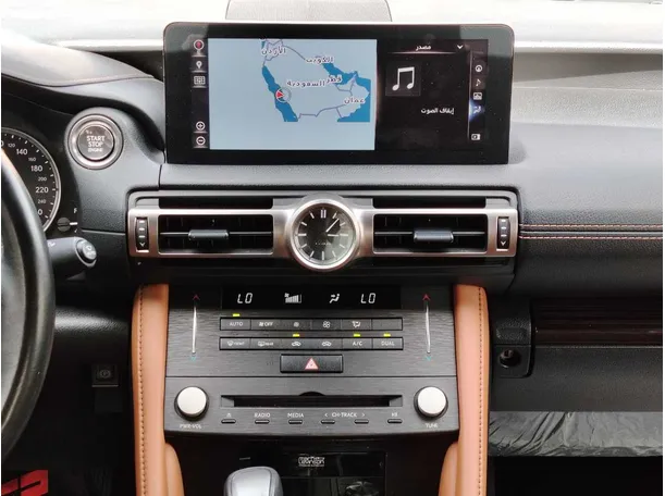 Car image 23
