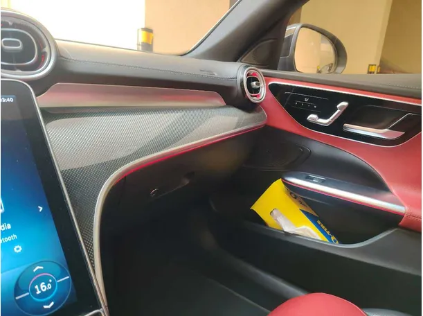 Car image 35
