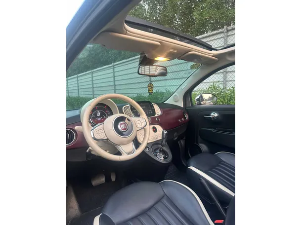 Car image 15