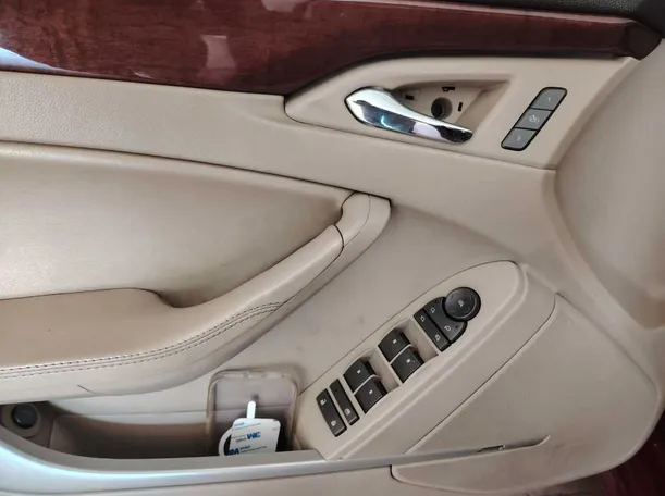 Car image 36