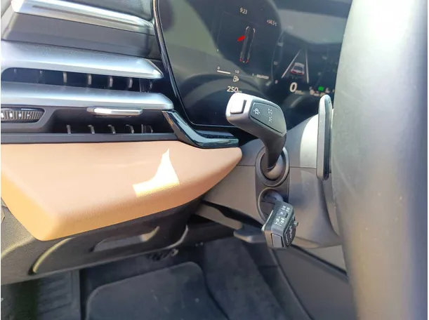 Car image 45