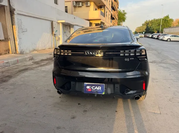 Car image 6