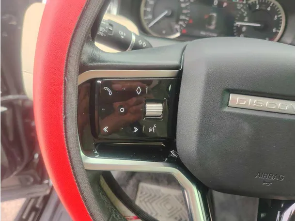 Car image 46