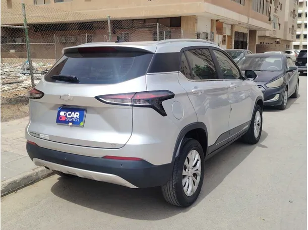 Car image 5