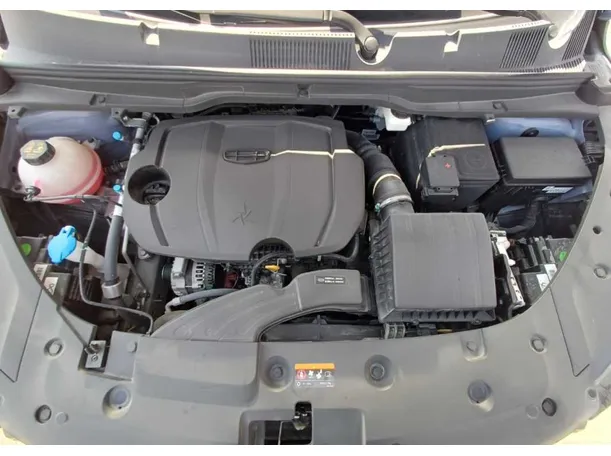 Car image 21