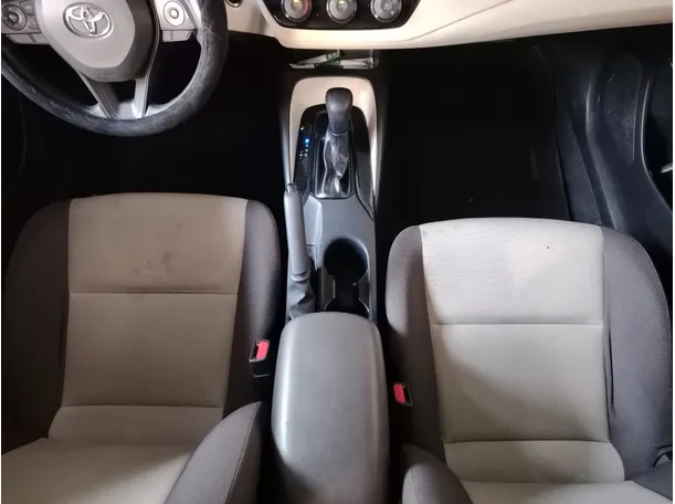 Car image 20
