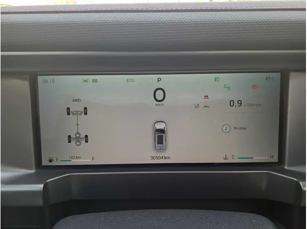 Car image 18