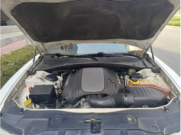 Car image 25
