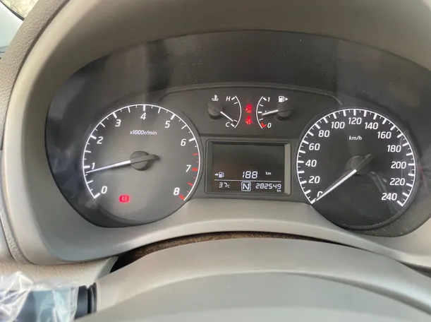 Car image 20
