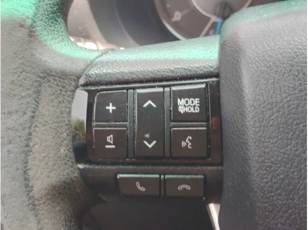 Car image 28