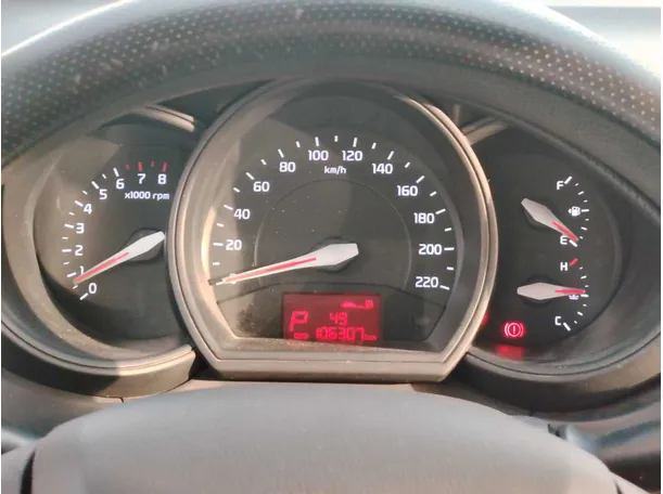 Car image 24
