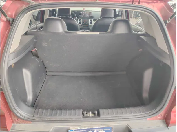 Car image 27