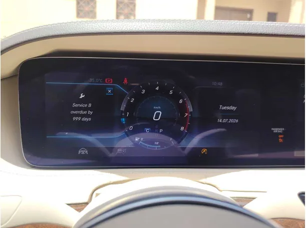 Car image 26