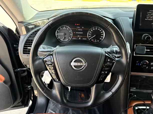 Car image 25