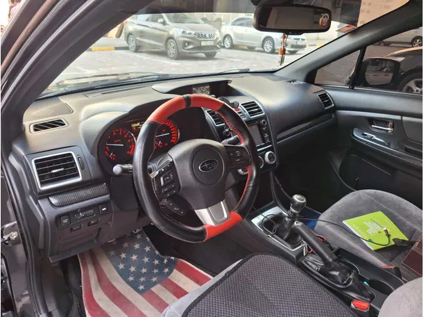 Car image 11