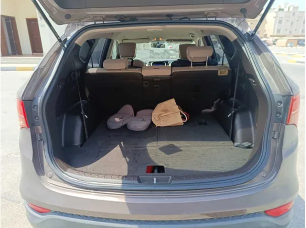 Car image 30