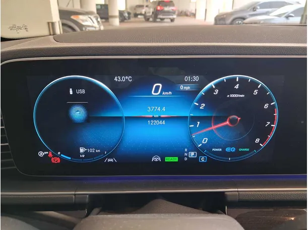 Car image 19