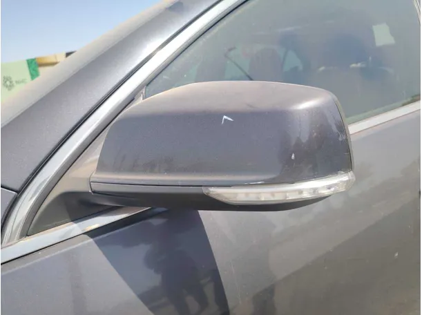 Car image 29