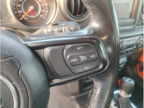 Car image 44