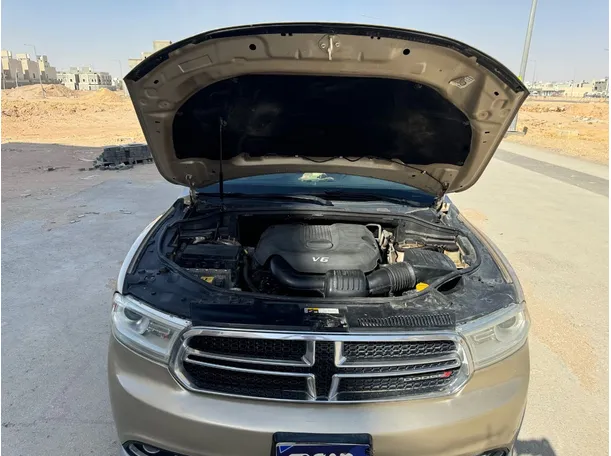 Car image 28