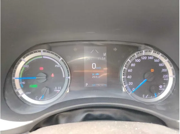 Car image 32