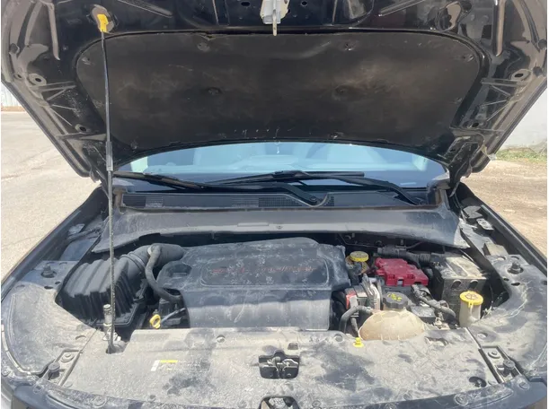 Car image 25
