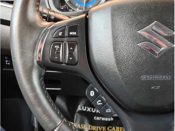 Car image 23