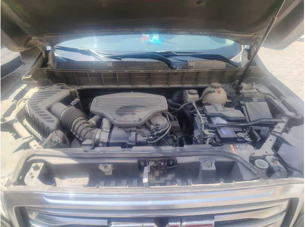 Car image 30