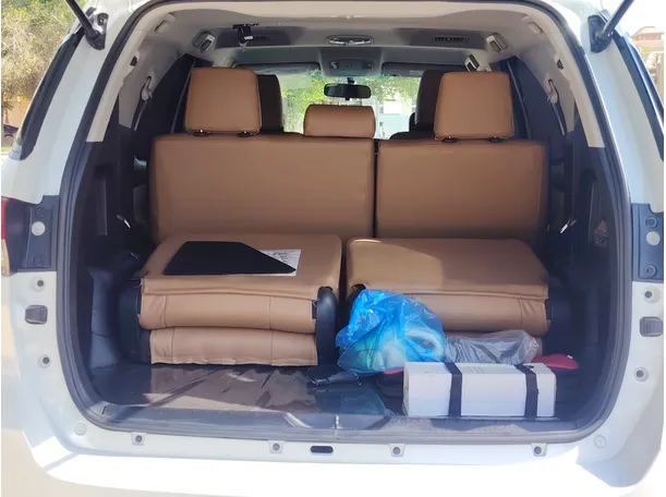 Car image 27