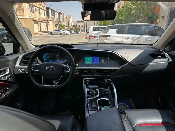 Car image 17