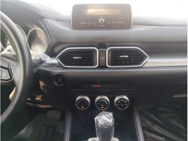 Car image 22