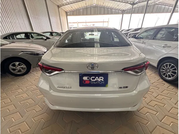 Car image 5