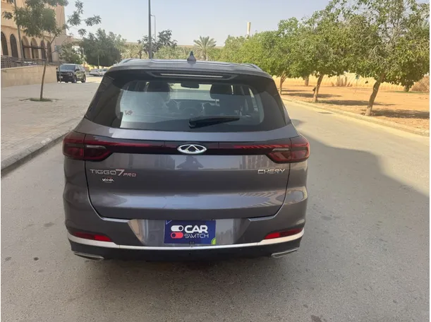 Car image 6