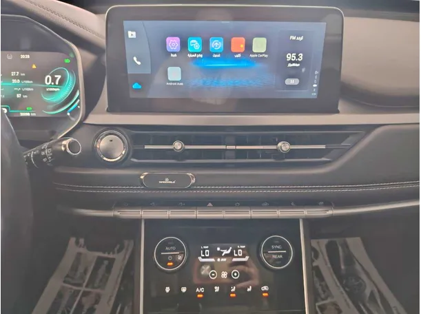 Car image 23