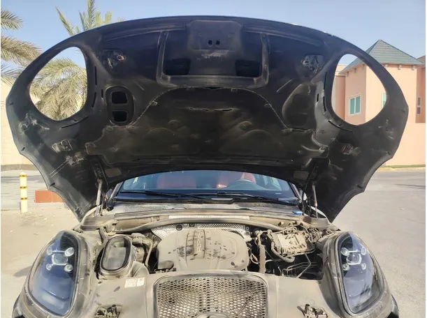 Car image 35