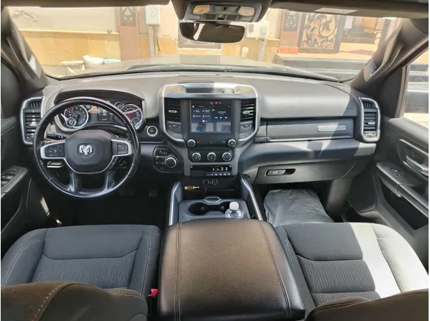 Car image 21